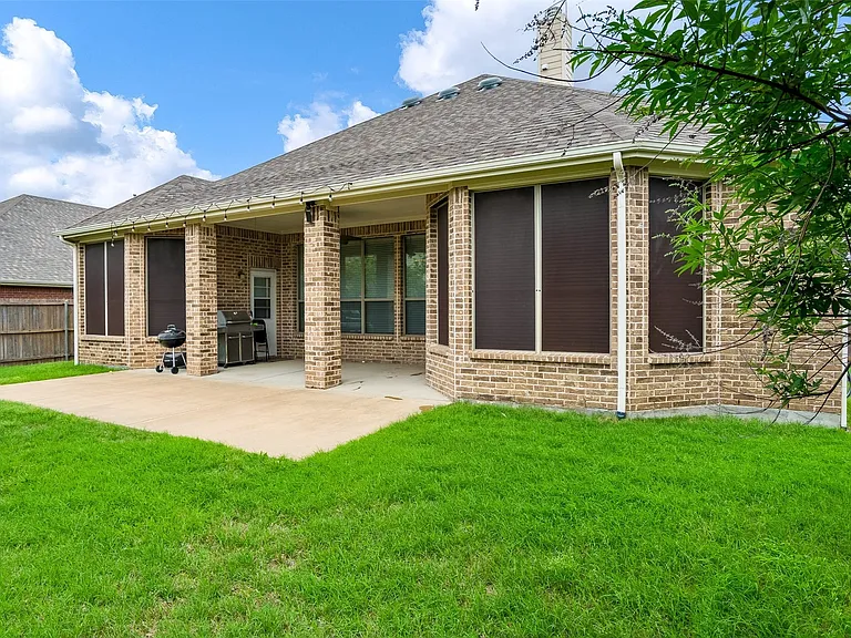 3001 Mosswood Dr — Photo 32