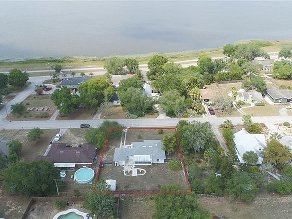 4th image of 816 Campbell Ave