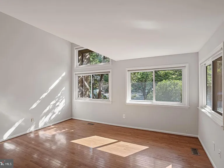 2050 Winged Foot Ct — Photo 4