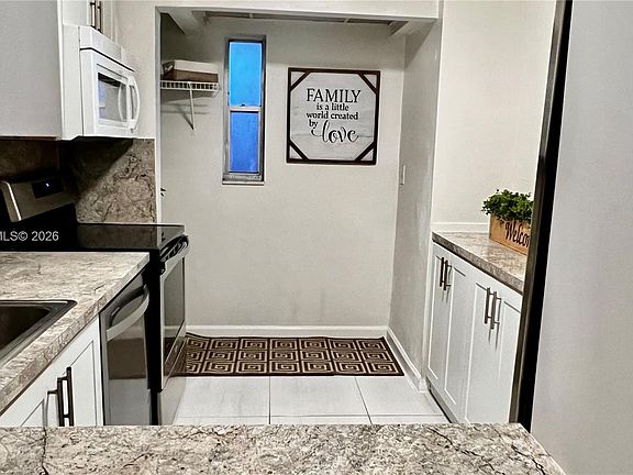 2nd image of 8060 Fairview Dr APT 101