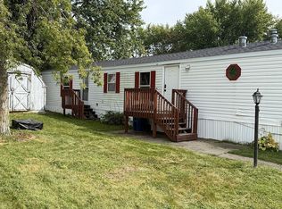 105 Wealthy Rd L 83, Hebron, IN 46341