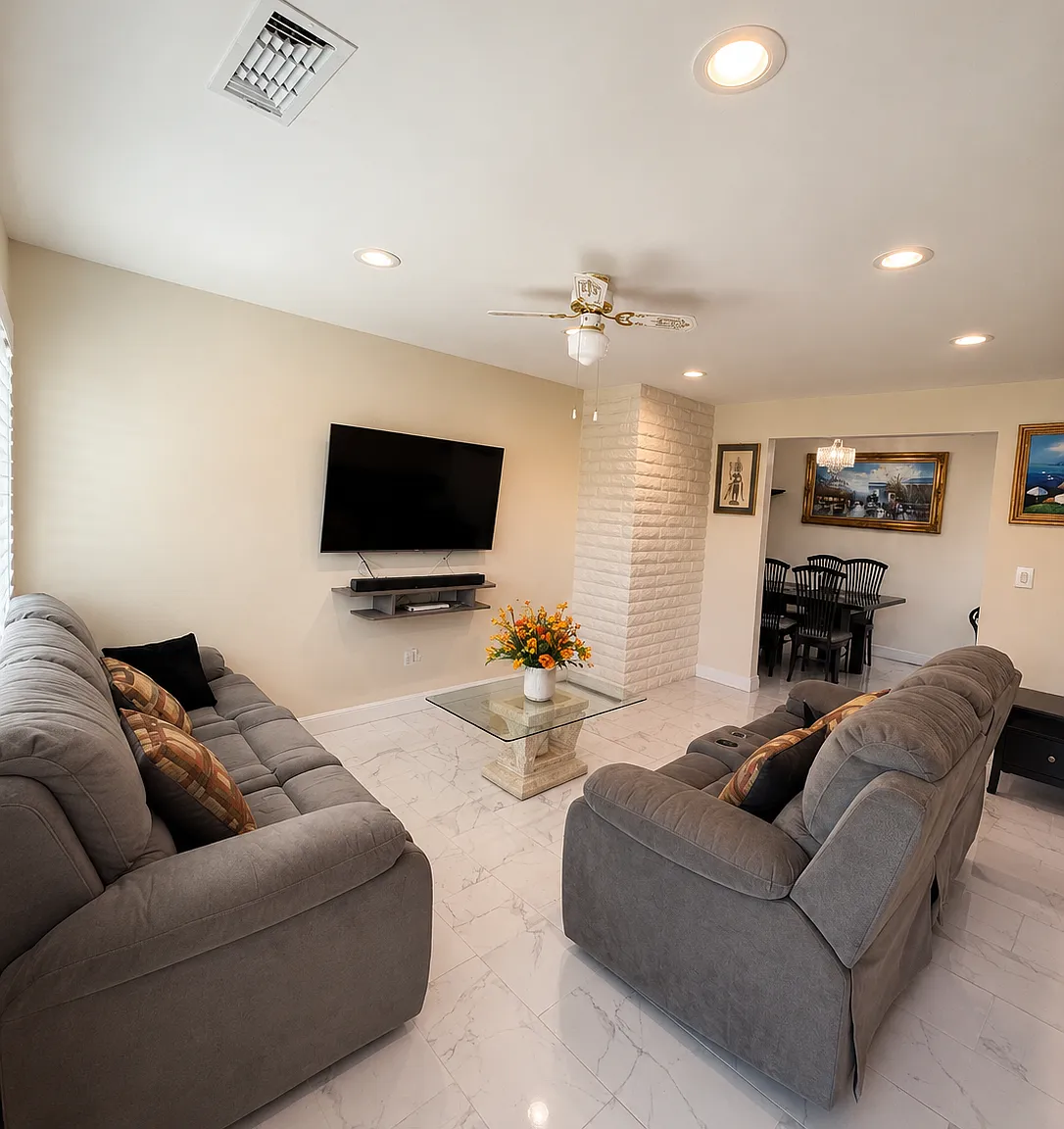 2 bed, 1.5 bath, 1005 sqft, $3,095 — Photo 2