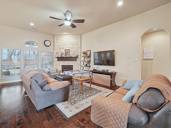 3rd image of 1121 Shearwater Ln