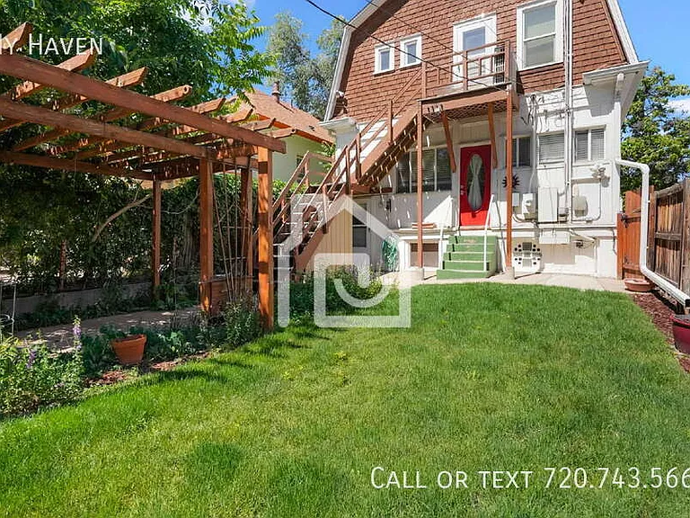 228 N Pearl St #1 — Photo 19