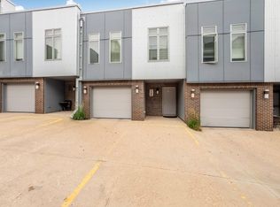226 E Residence Pl, Sioux Falls, SD 57104