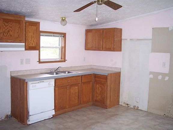 5th image of 11130 Dogwood Dr