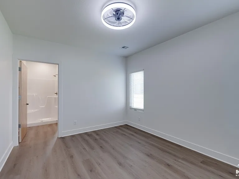 2336 N Stonecress St — Photo 9