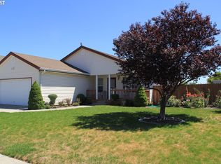 1908 NW Prickly Pear Dr, Hermiston, OR 97838
