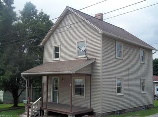 32 Oak St, East Palestine, OH
