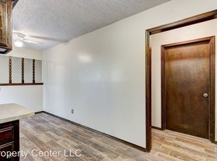 604 Holly Hill Rd, Edmond, OK 73003