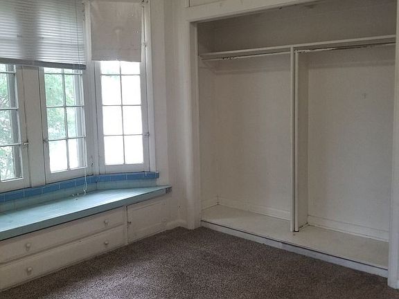 3rd image of 1031 20th St #1031