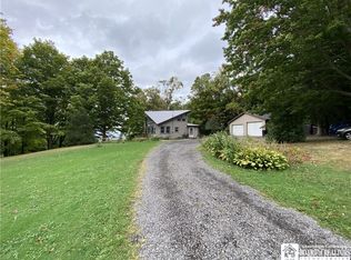 6122 Welch Hill Rd, Ripley, NY 14775