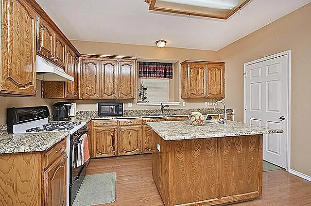 7879 Tournament Rd — Photo 16