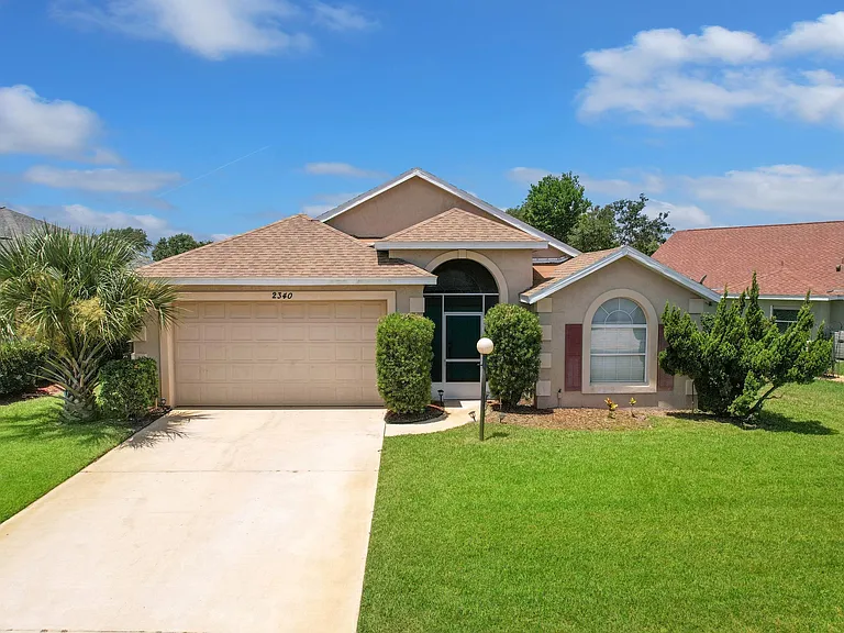 2340 Commodores Club Blvd — Photo 1