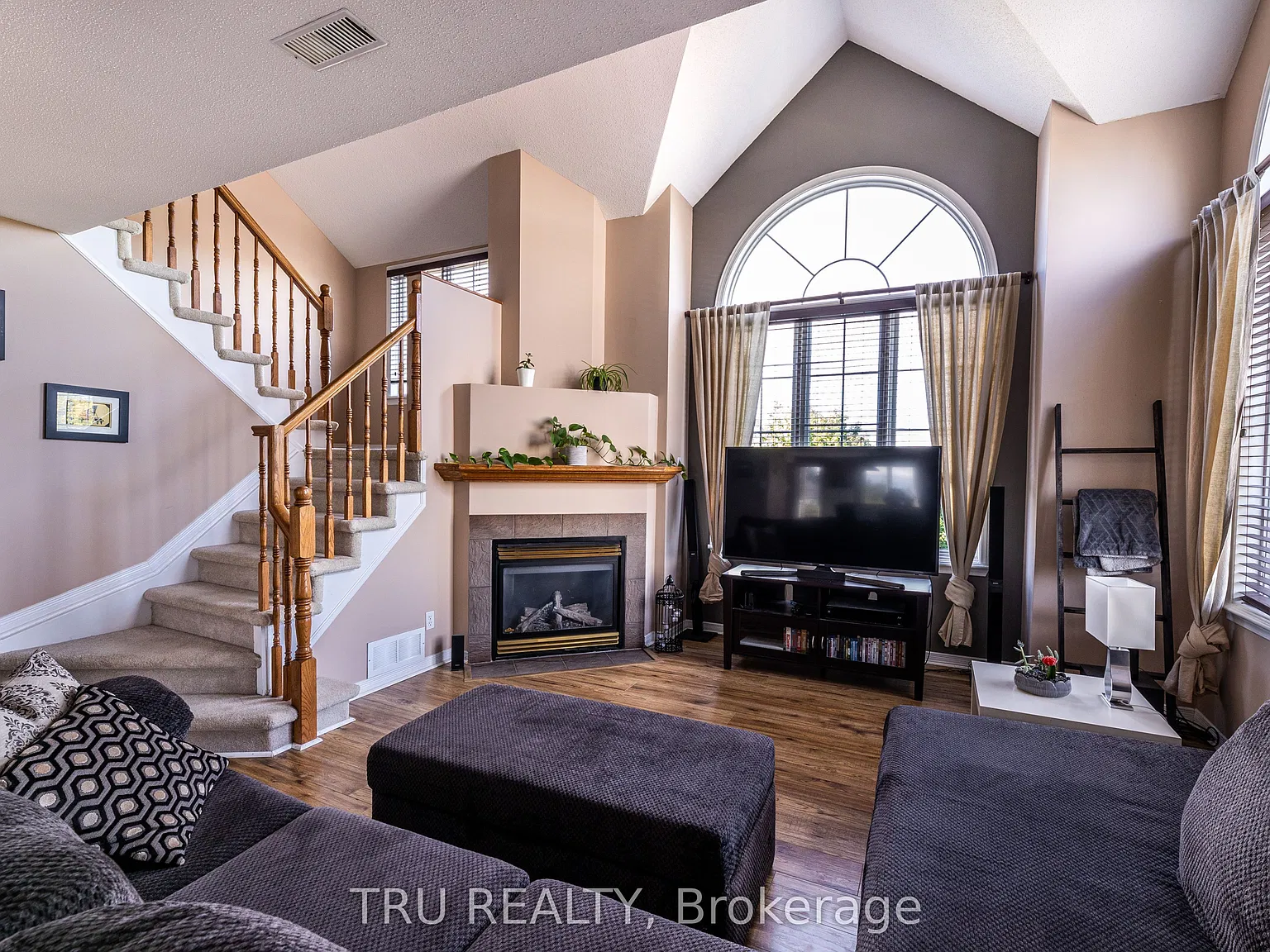 2 bed, $2,295 — Photo 3