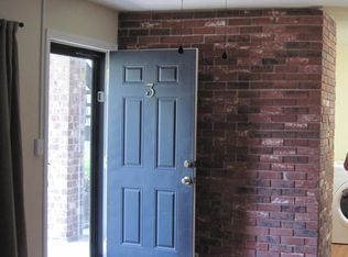 870 Colony Dr, Charleston, SC 29407