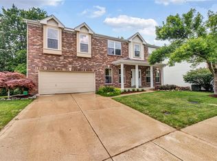 1511 Buckhurst Ct, Ballwin, MO 63021