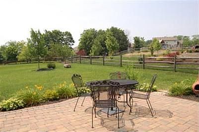 3rd image of 5549 Selu Dr