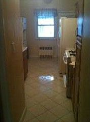 2nd image of 632 Rockwy Pkwy