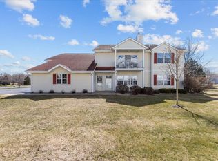 724 Wood River Ct APT 4, West Bend, WI 53095