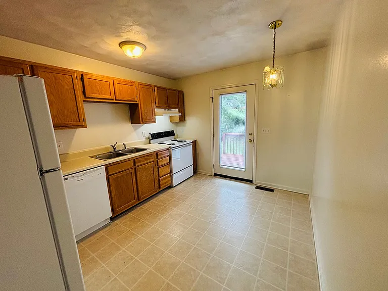 1163PH - Harmon Circle Properties- M — Photo 37