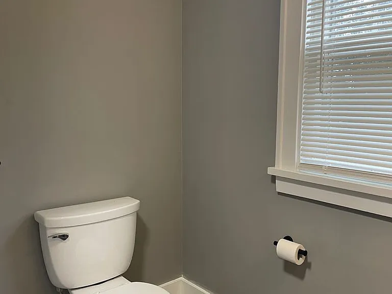 2852 Waters Rd — Photo 28