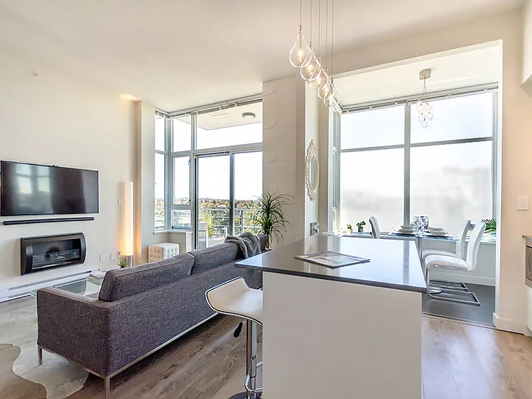 2788 Prince Edward St #1005 — Photo 6