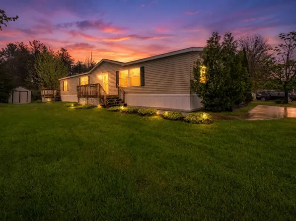 8000 Warren Woods Rd #62, Three Oaks, MI 49128