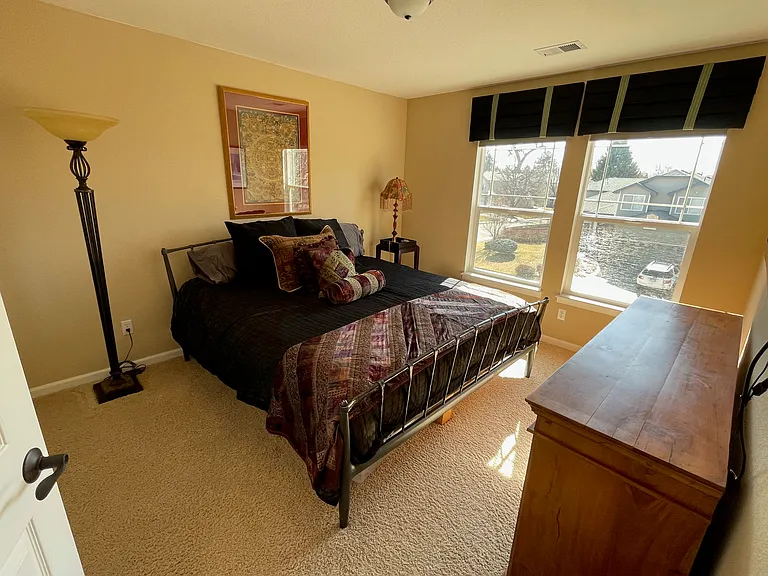 2201 Creekside Dr — Photo 34