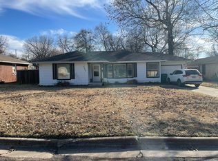 222 Lanius St, Gainesville, TX 76240