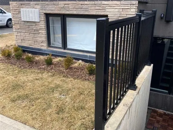 1131 Cooke Blvd, Burlington, ON