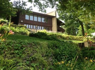 210 Shepard Ter, Madison, WI 53705