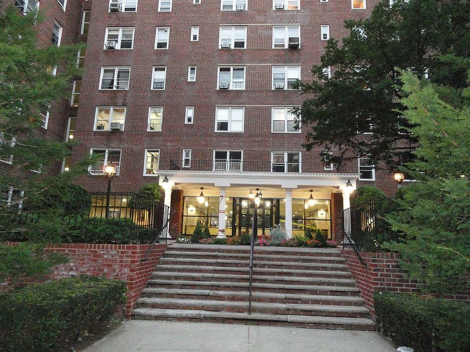 1st image of 6361 Yellowstone Blvd APT 3P