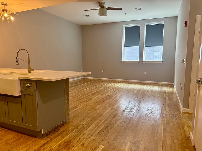 305 Whiton St #103 — Photo 2