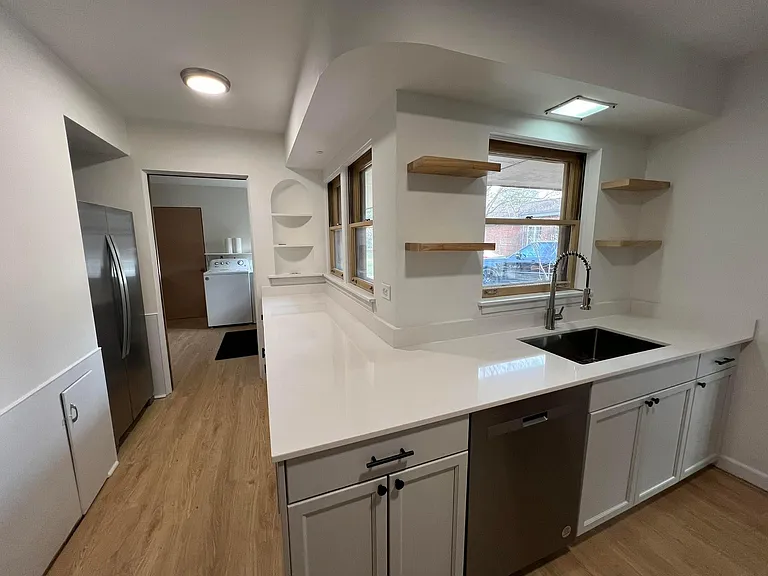 309 S Prospect Ave — Photo 5