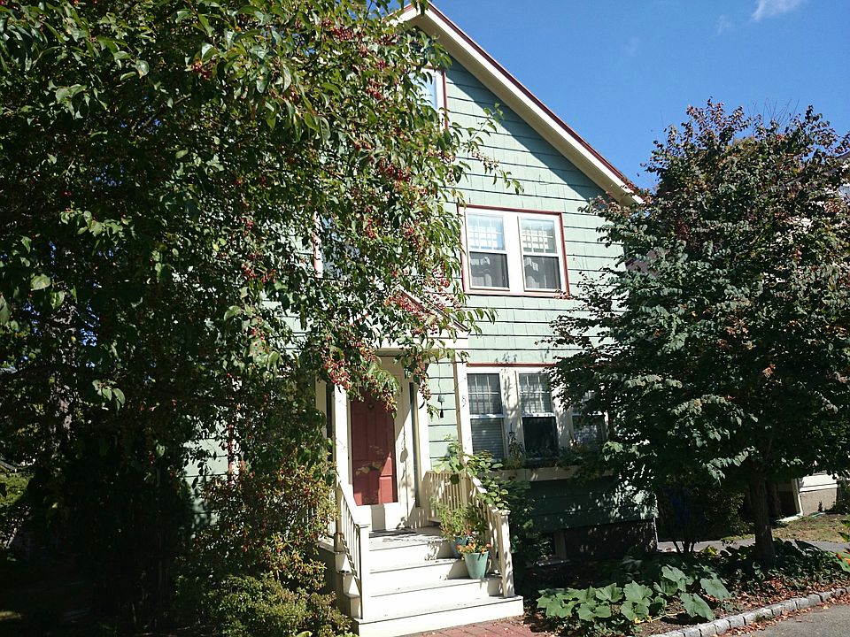 2nd image of 8 Clark Ct