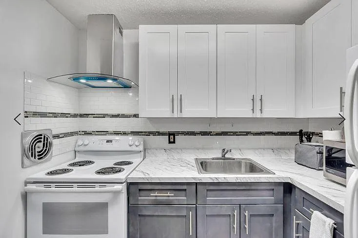 Lakeview Place