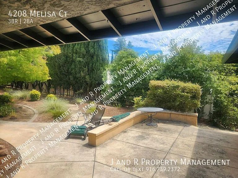 4208 Melisa Ct — Photo 4