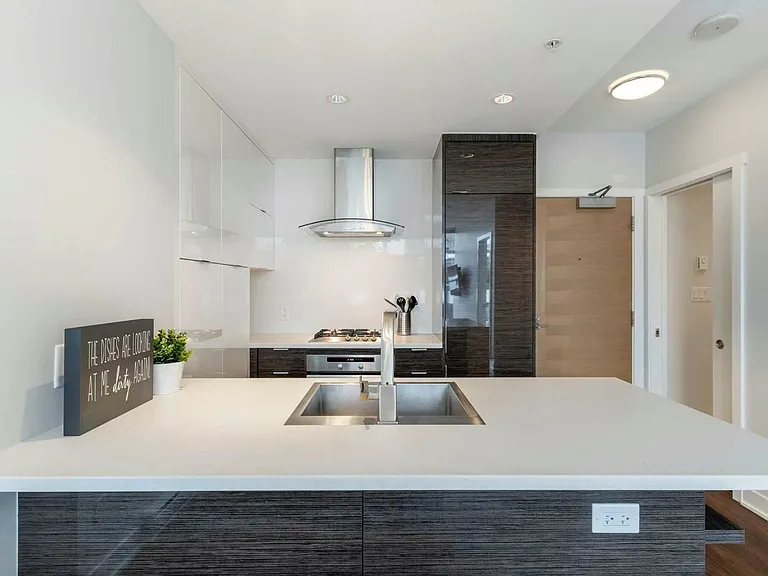 1777 W 7th Ave #814 — Photo 8