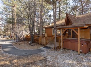 390 Spruce Ln, Sugarloaf, CA 92386