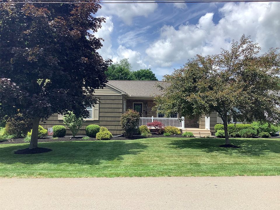 1st image of 6 Mountainview Dr