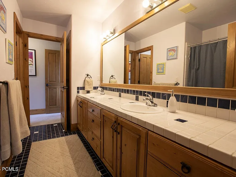 1035 Abilene Way — Photo 22