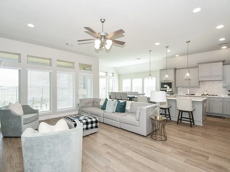 10131 Napier Dr — Photo 8