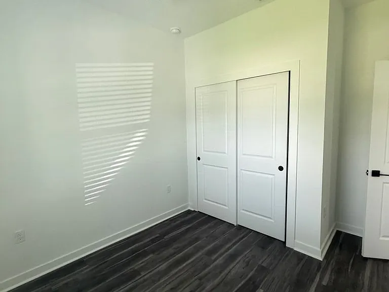 2222 Leda Ave S — Photo 21
