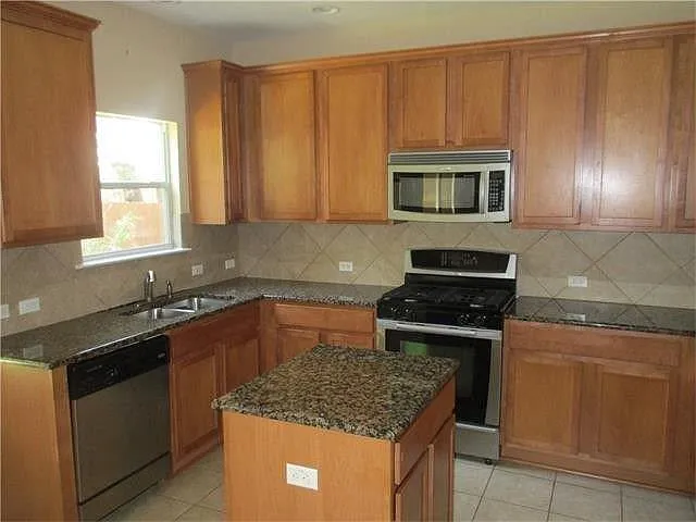 11612 Mc Dows Hole Ln — Photo 5