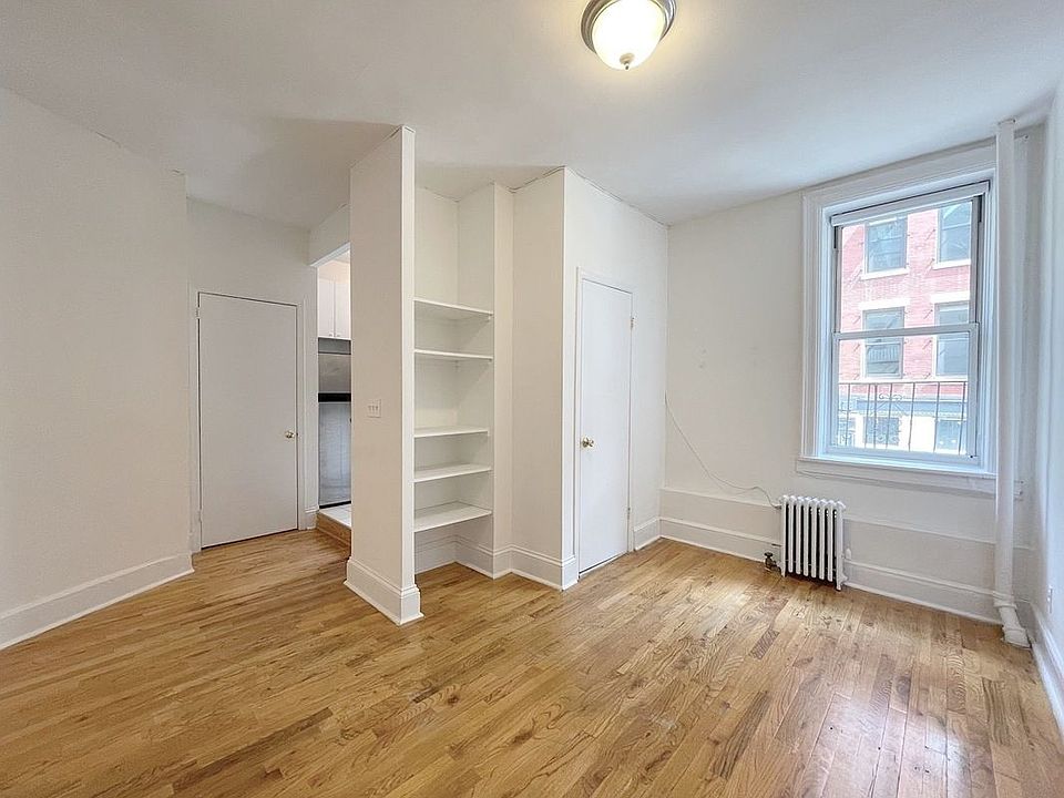 1st image of 101 Thompson St APT 10