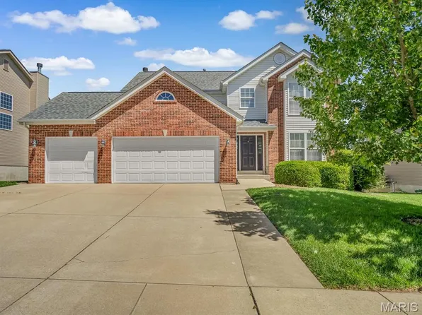 805 Cone Flower Dr, Waterloo, IL 62298