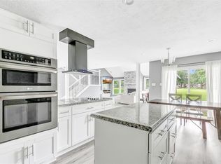 1746 Cloister Dr APT 33, Crosby, TX 77532