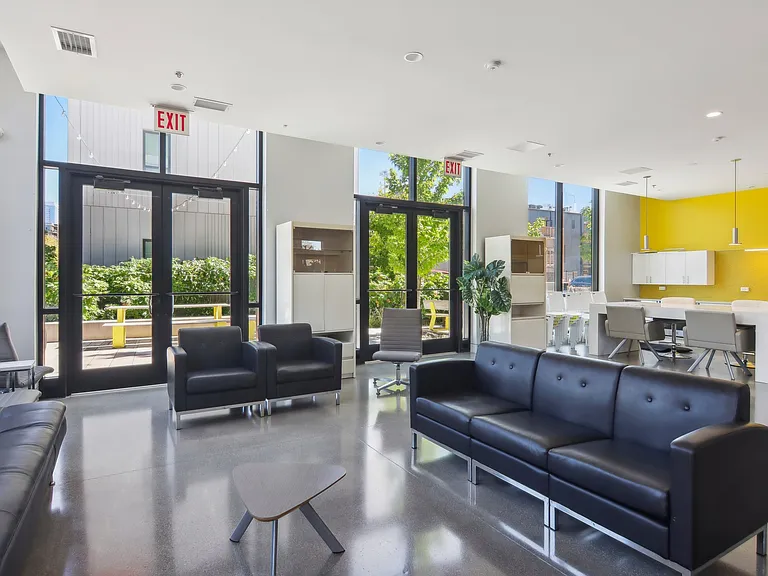 551 Elm at Parkside — Photo 4