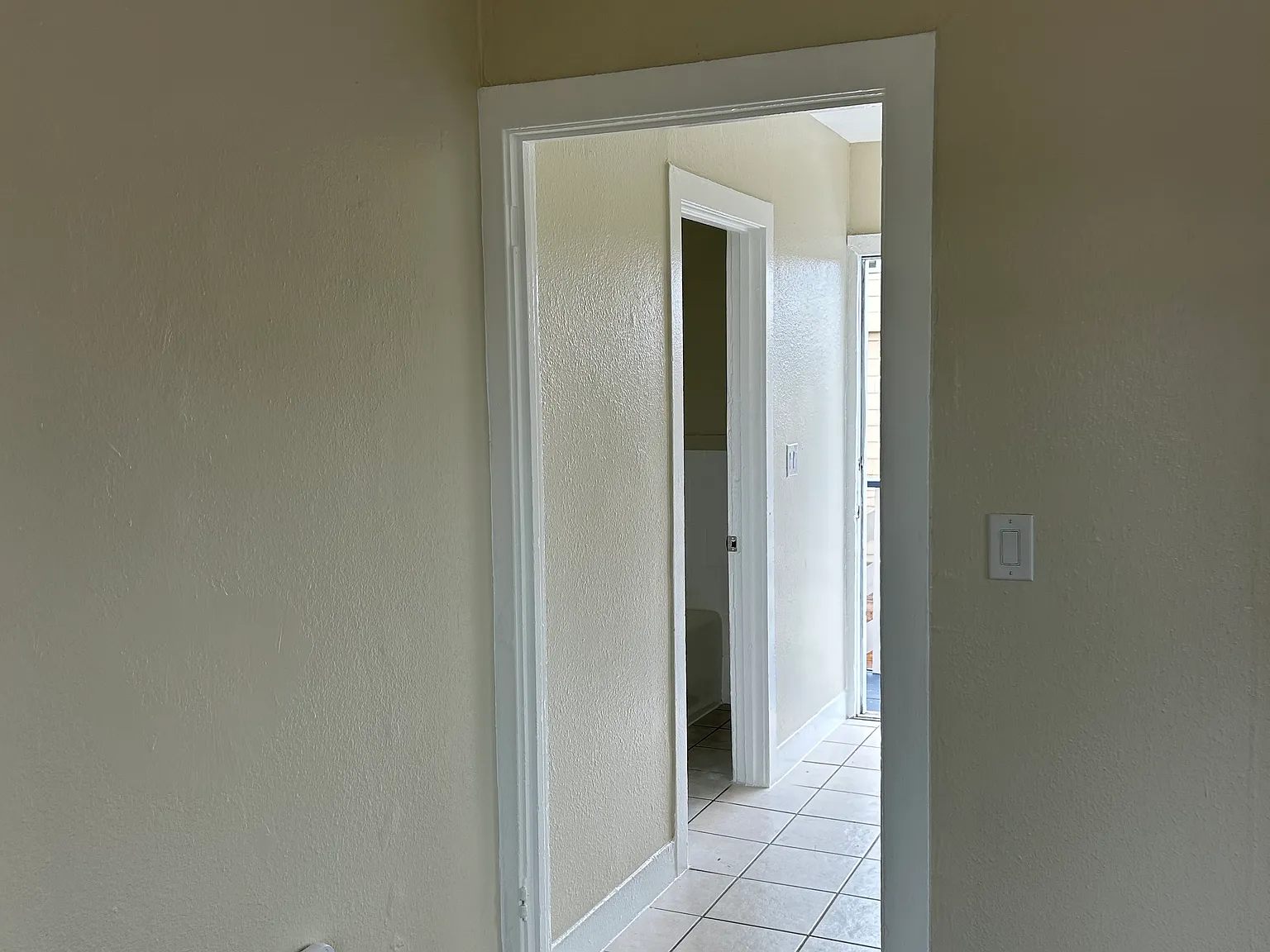 1 bed, 500 sqft, $1,750 — Photo 4